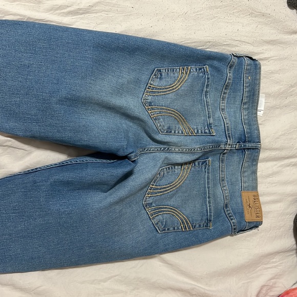 Hollister skinny jeans - Picture 3 of 3